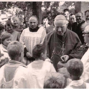 30. Biskup w Parafii Zwierzno, 1982 r.