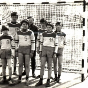 101. Zwycięska drużyna, zdobywcy Pucharu Naczelnika Gminy w roku szkolnym 1978/79.