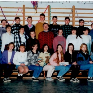 7. Uczniowie klasy VIII, styczeń 1996 r. (SP Brudzędy).